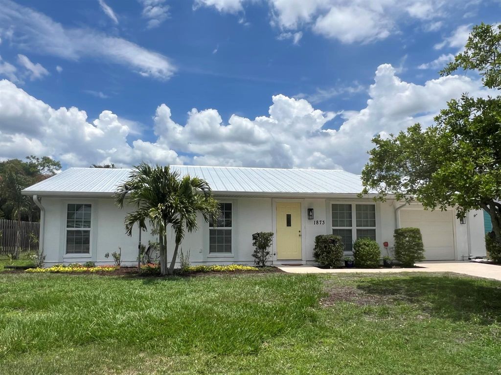Photo of 1873 SE Vesthaven Court, Port Saint Lucie, FL 34952 (MLS # R10997589)