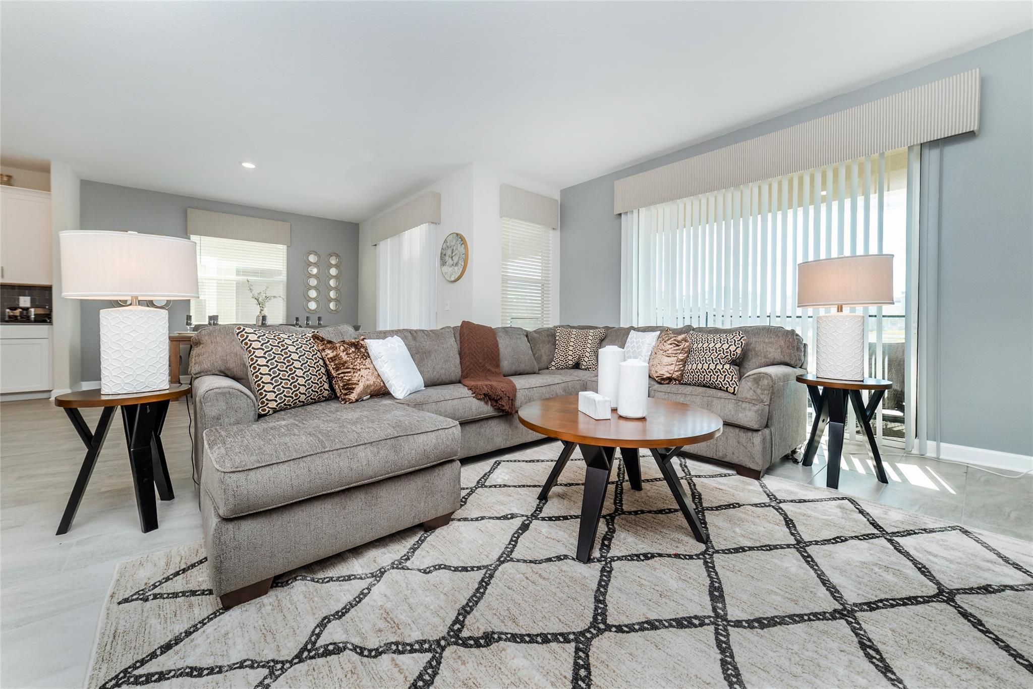 STONEYBROOK SOUTH - Residential