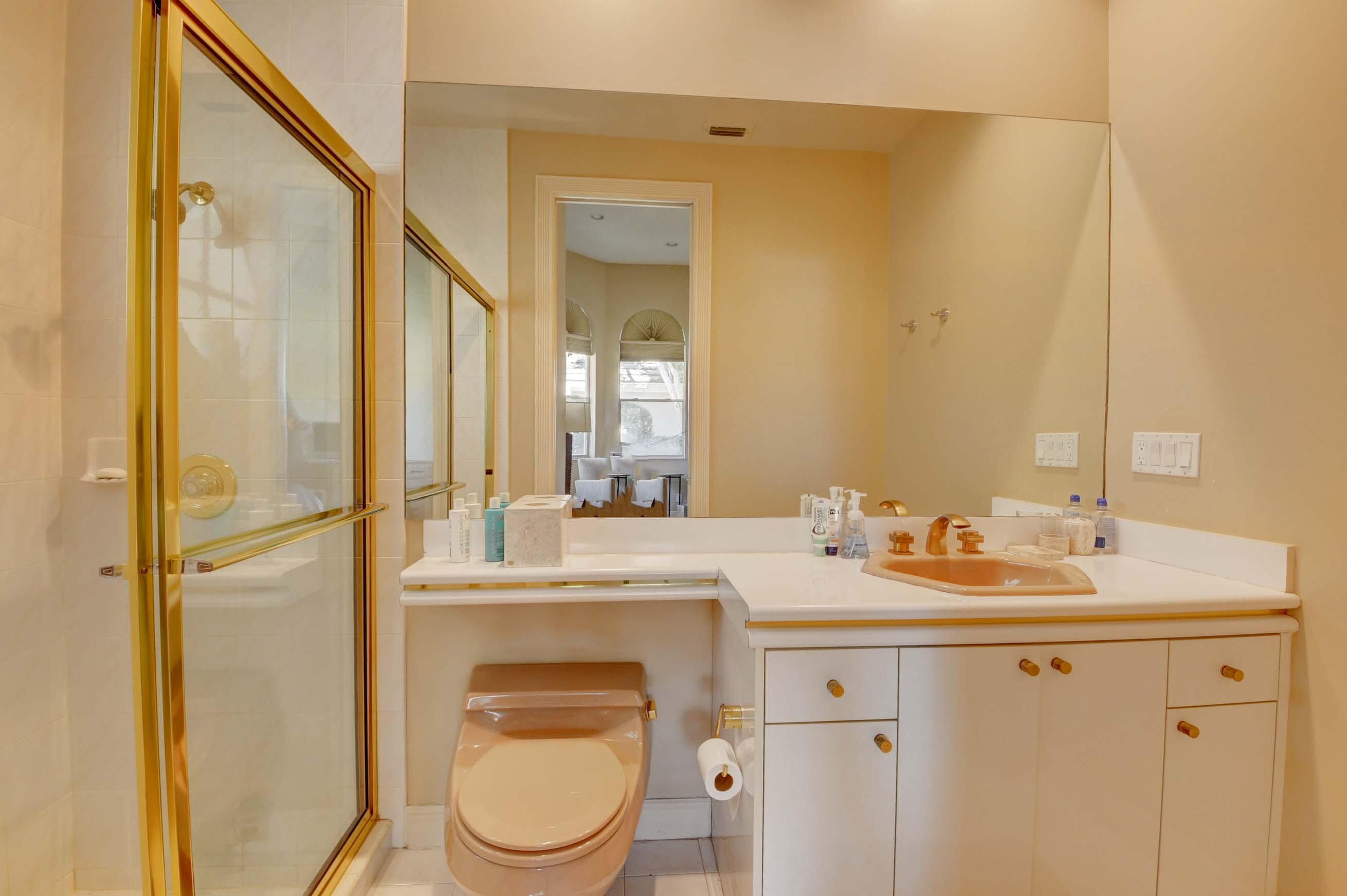 ST ANDREWS COUNTRY CLUB - Residential