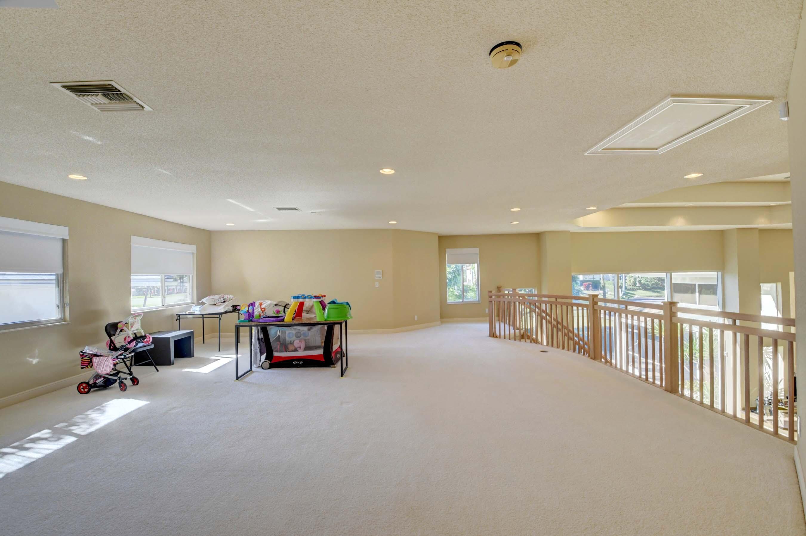 ST ANDREWS COUNTRY CLUB - Residential