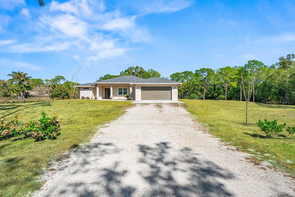 Photo of 18713 92nd Lane N, Loxahatchee, FL 33470 (MLS # R11162072)