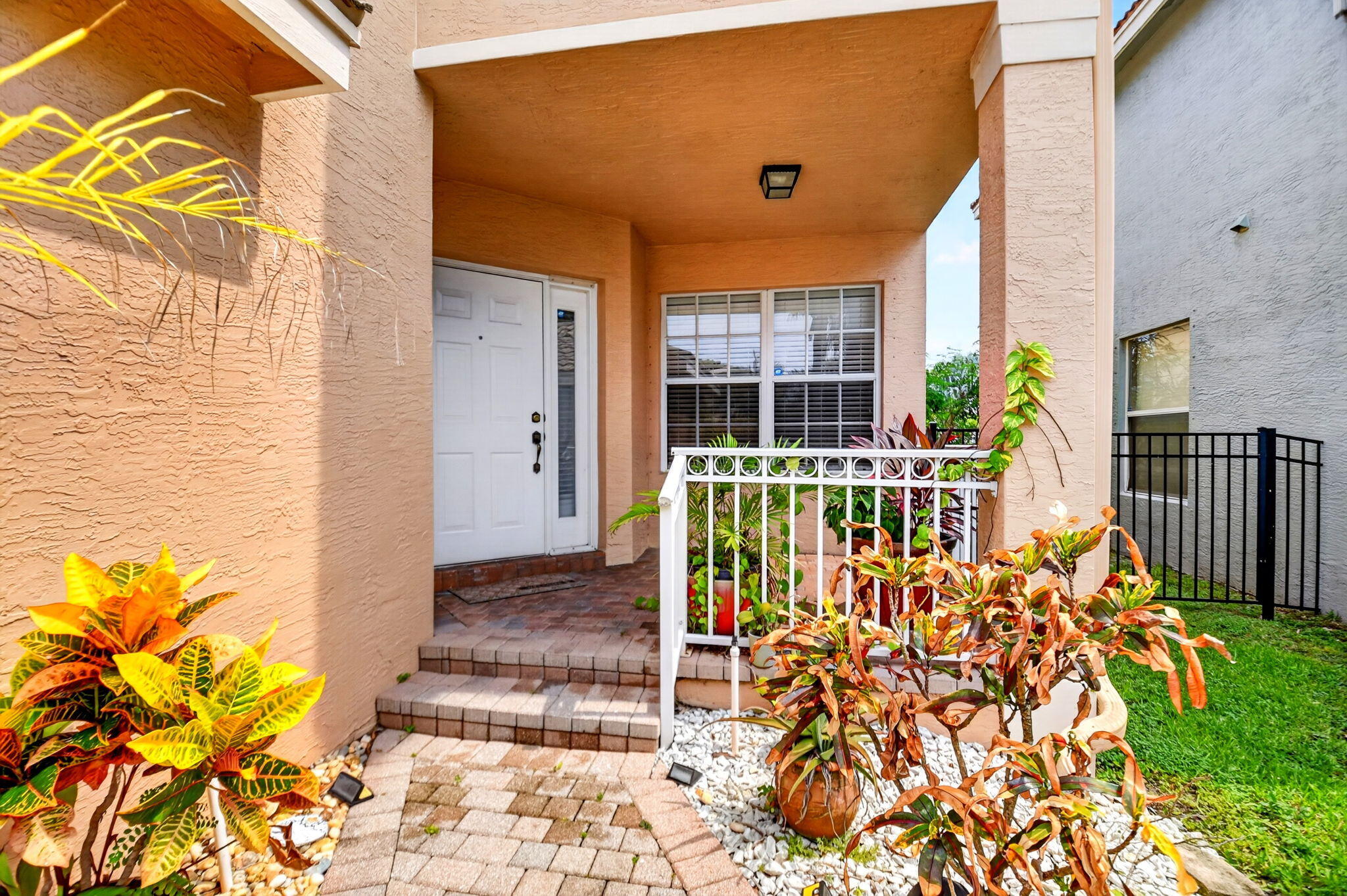 Properties 5018 Starblaze Drive