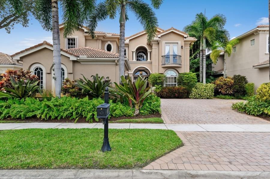Mizner Country Club - Residential