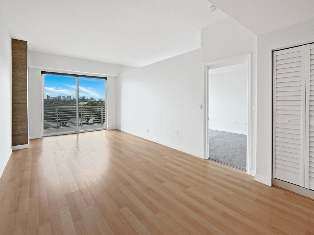 Island City Lofts Condo - Residential Lease