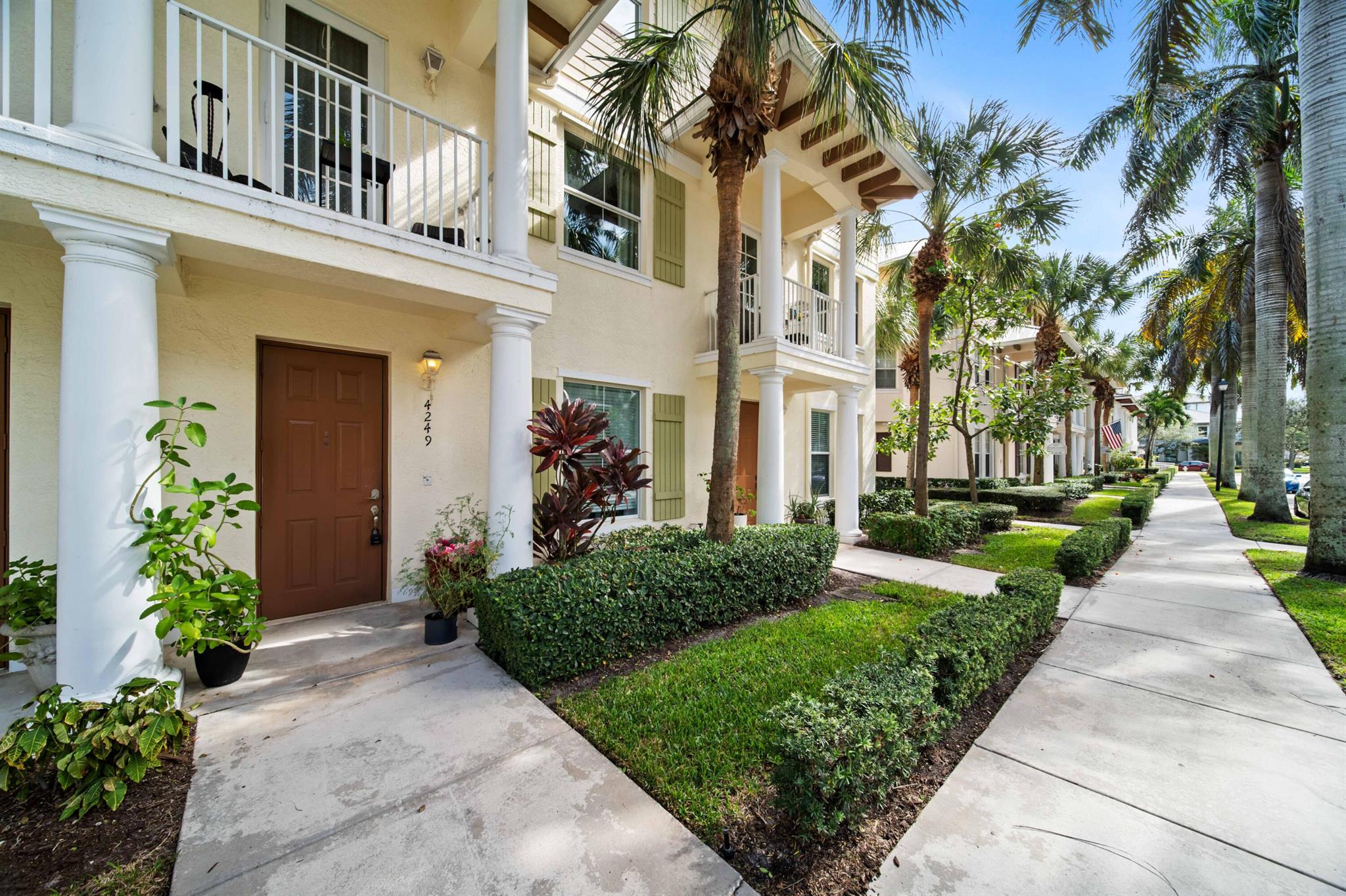 View Jupiter, FL 33458 townhome