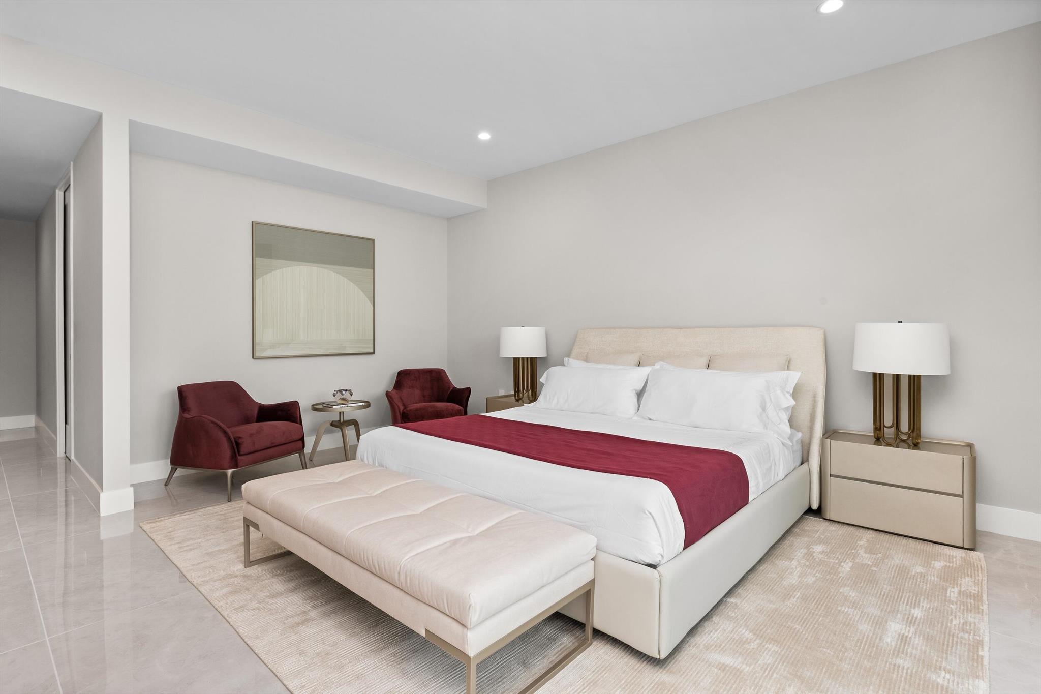 ROYAL PALM RESIDENCES - Residential