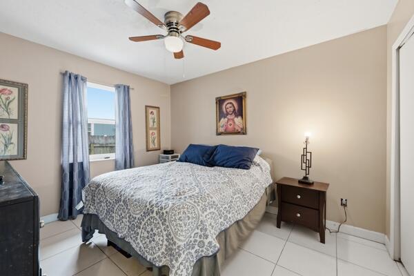 PORT ST LUCIE SECTION 25 - Residential