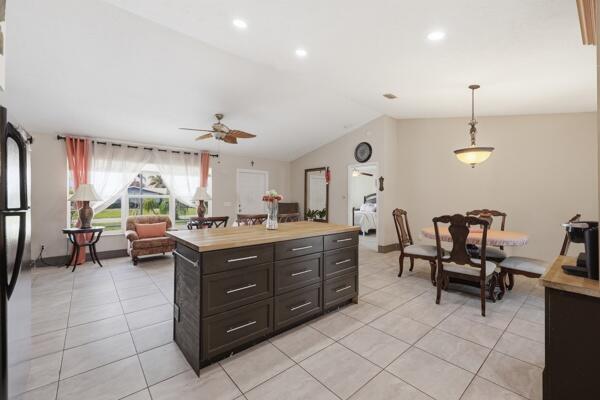 PORT ST LUCIE SECTION 25 - Residential