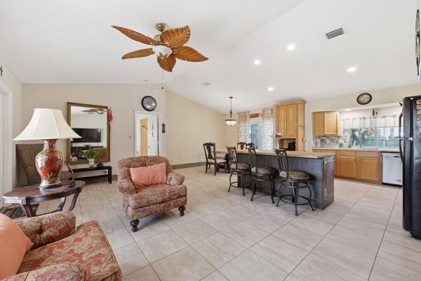 PORT ST LUCIE SECTION 25 - Residential