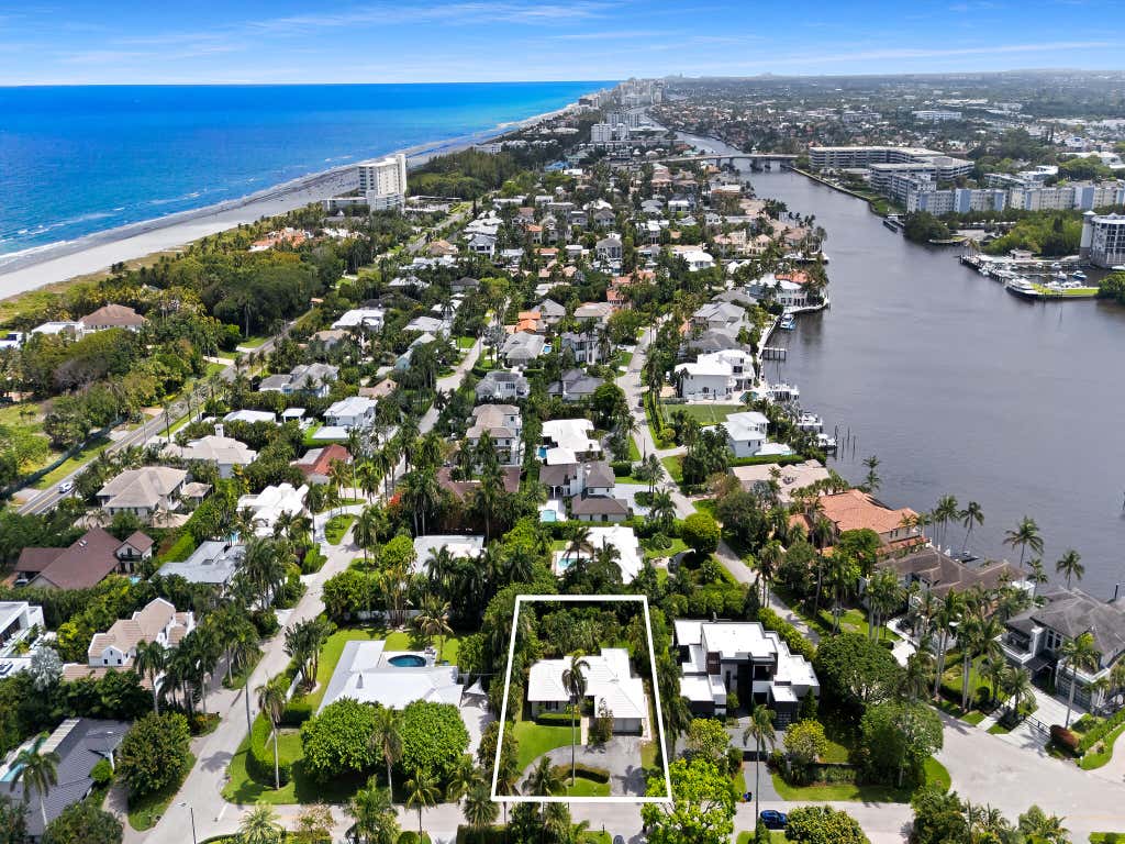 Photo of 1020 Azalea Road, Delray Beach, FL 33483 (MLS # B26050351)