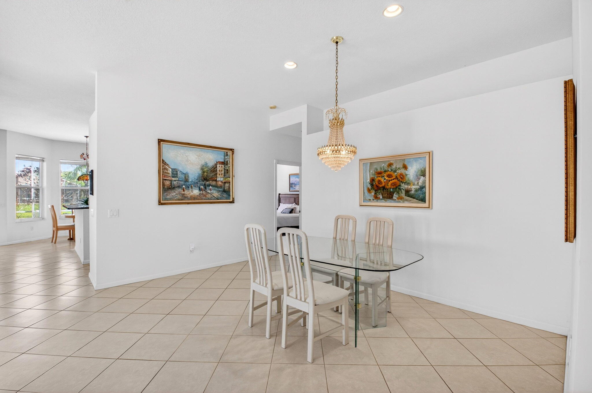 VALENCIA FALLS - Residential