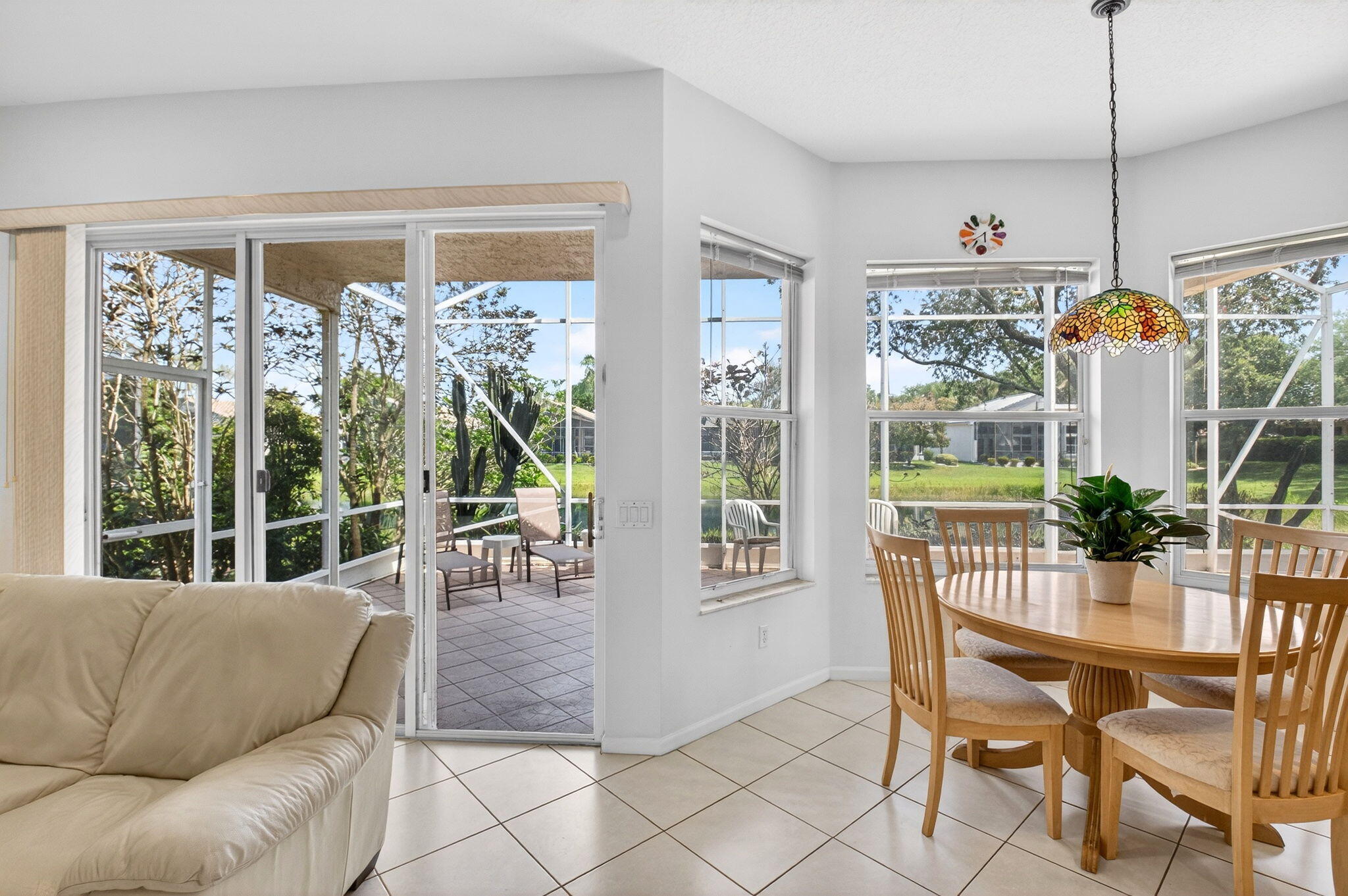 VALENCIA FALLS - Residential