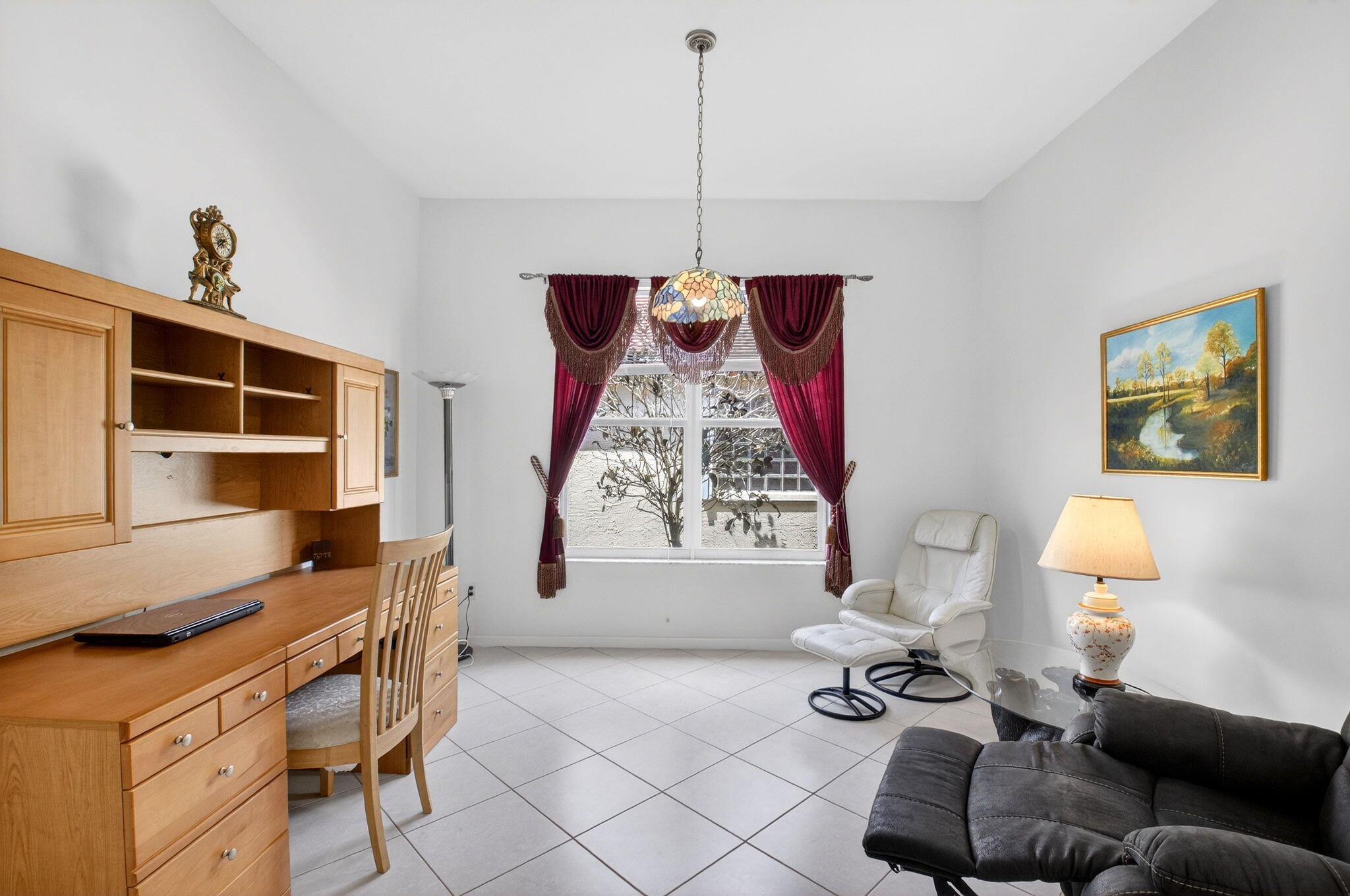 VALENCIA FALLS - Residential