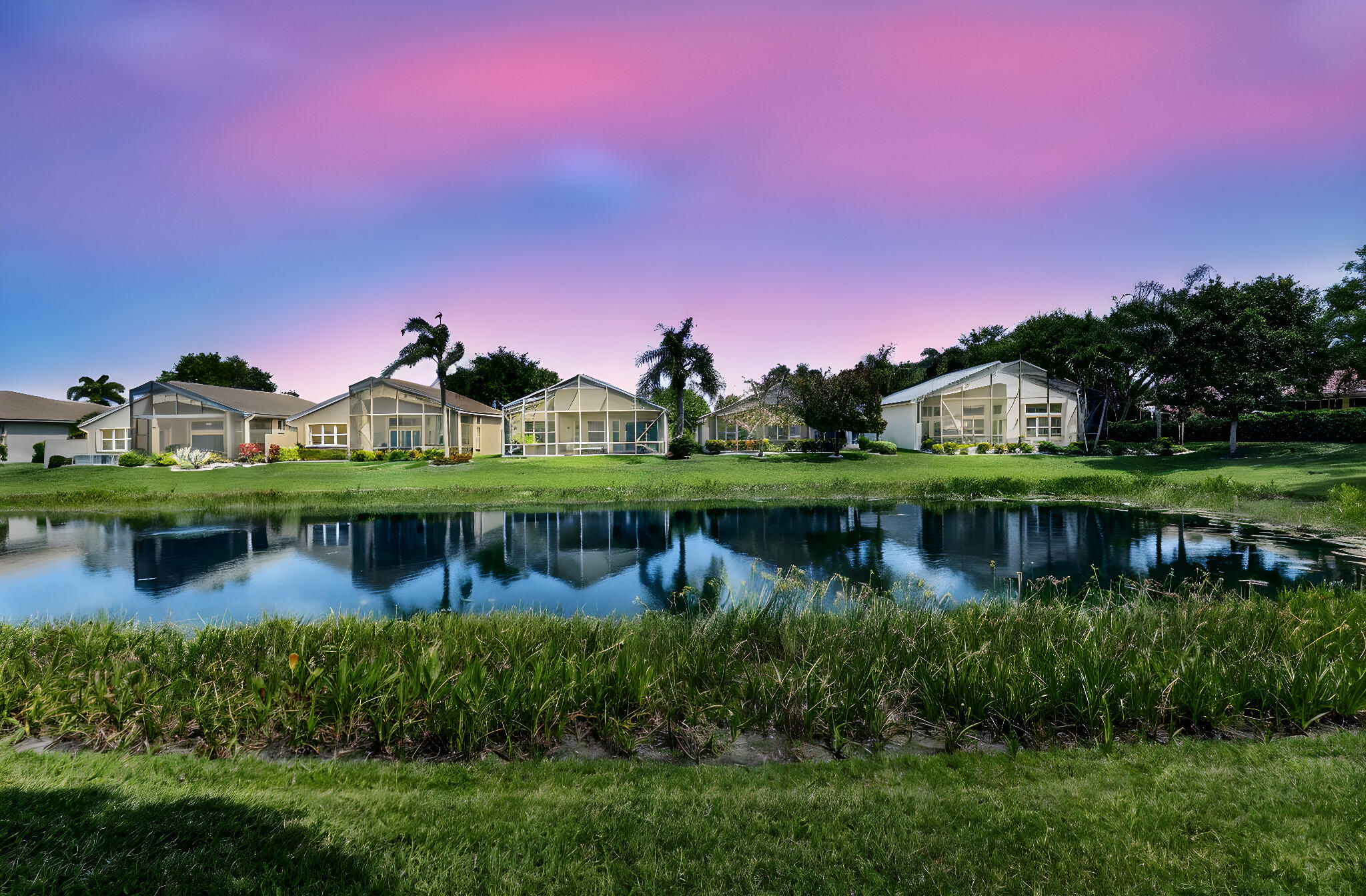 VALENCIA FALLS - Residential