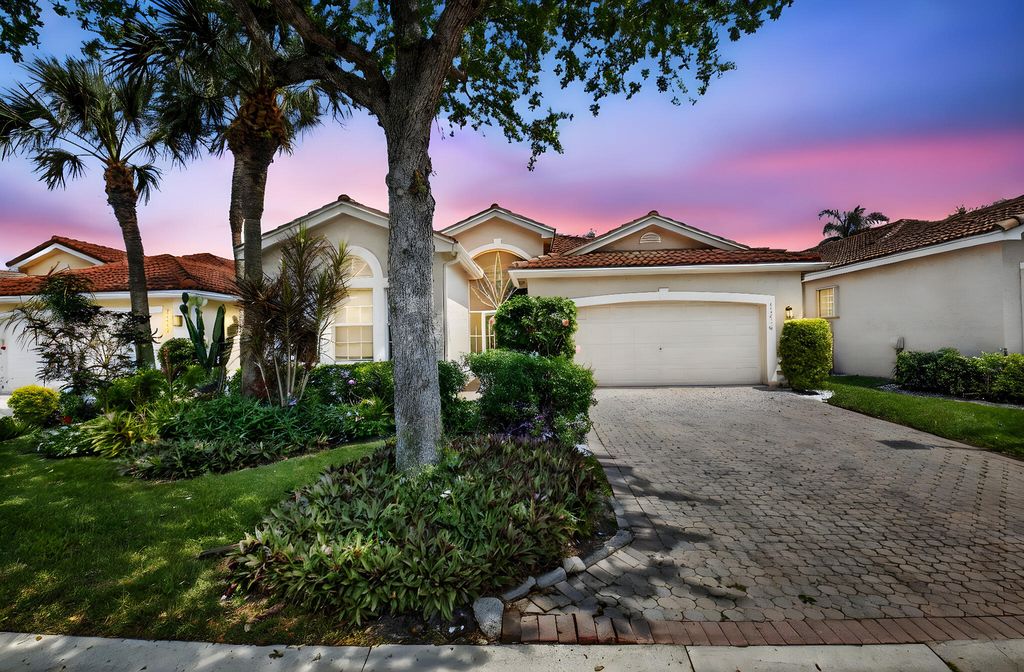 Photo of 13738 Plaza Mayor Drive, Delray Beach, FL 33446 (MLS # B26007269)