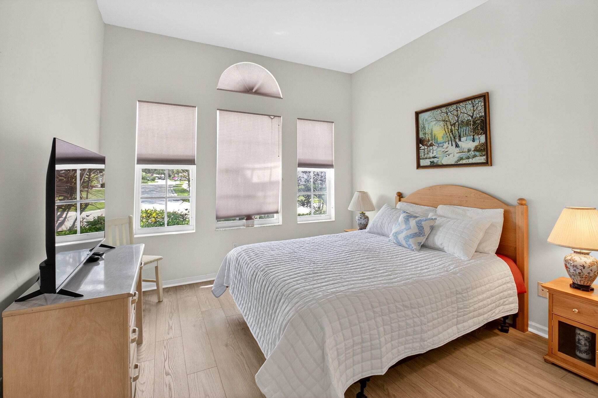 VALENCIA FALLS - Residential