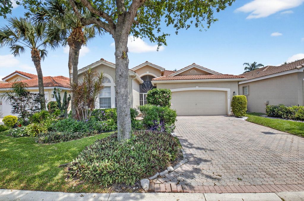Photo of 13738 Plaza Mayor Drive, Delray Beach, FL 33446 (MLS # B26007269)