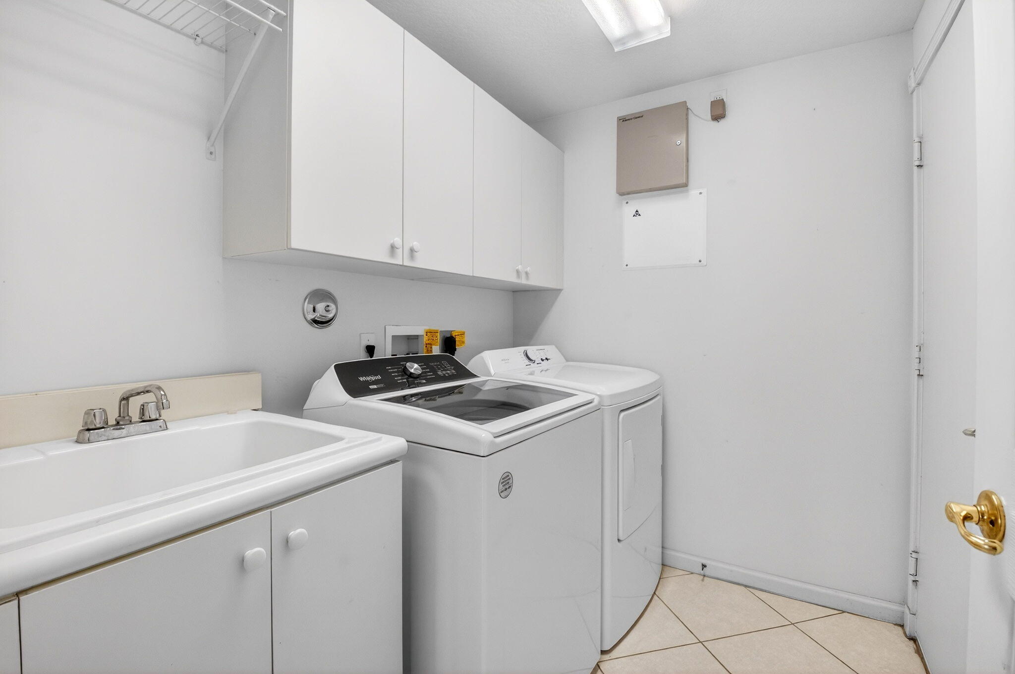 VALENCIA FALLS - Residential