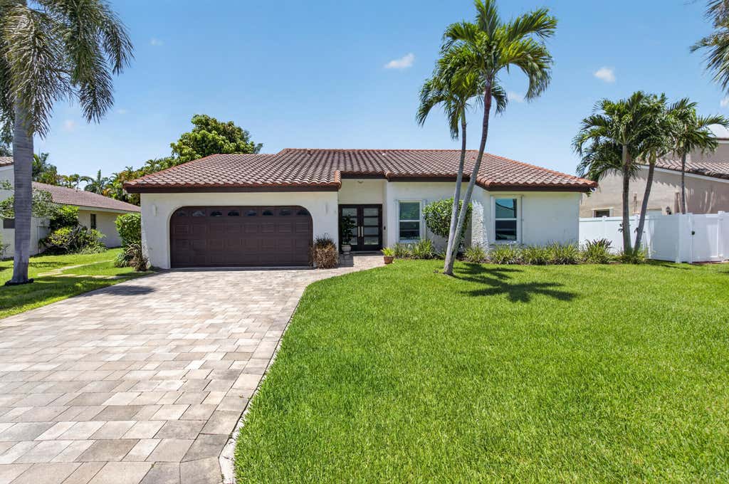 Photo of 7069 NW 3rd Avenue, Boca Raton, FL 33487 (MLS # B26038512)