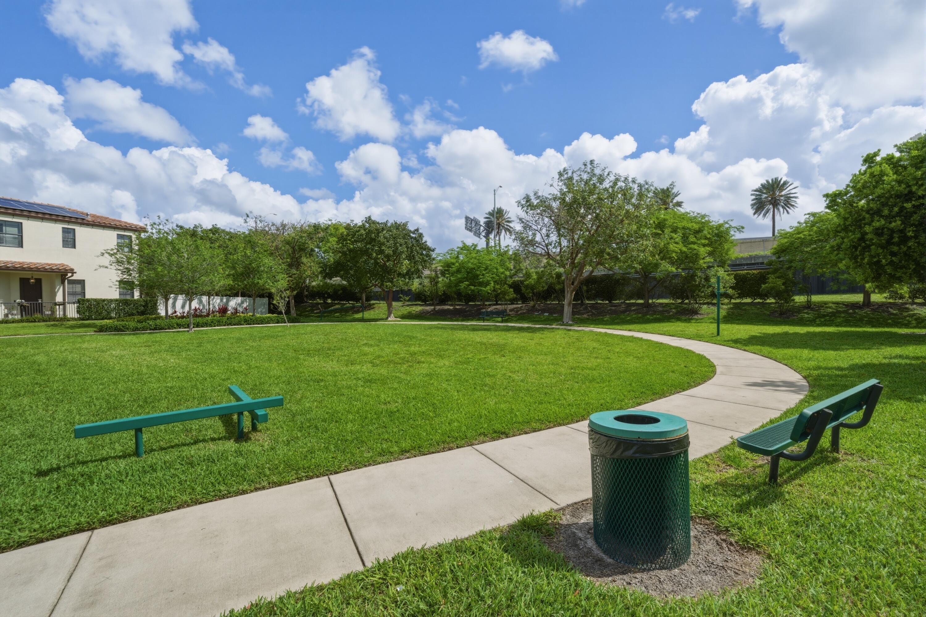 CENTRAL PARC - Residential