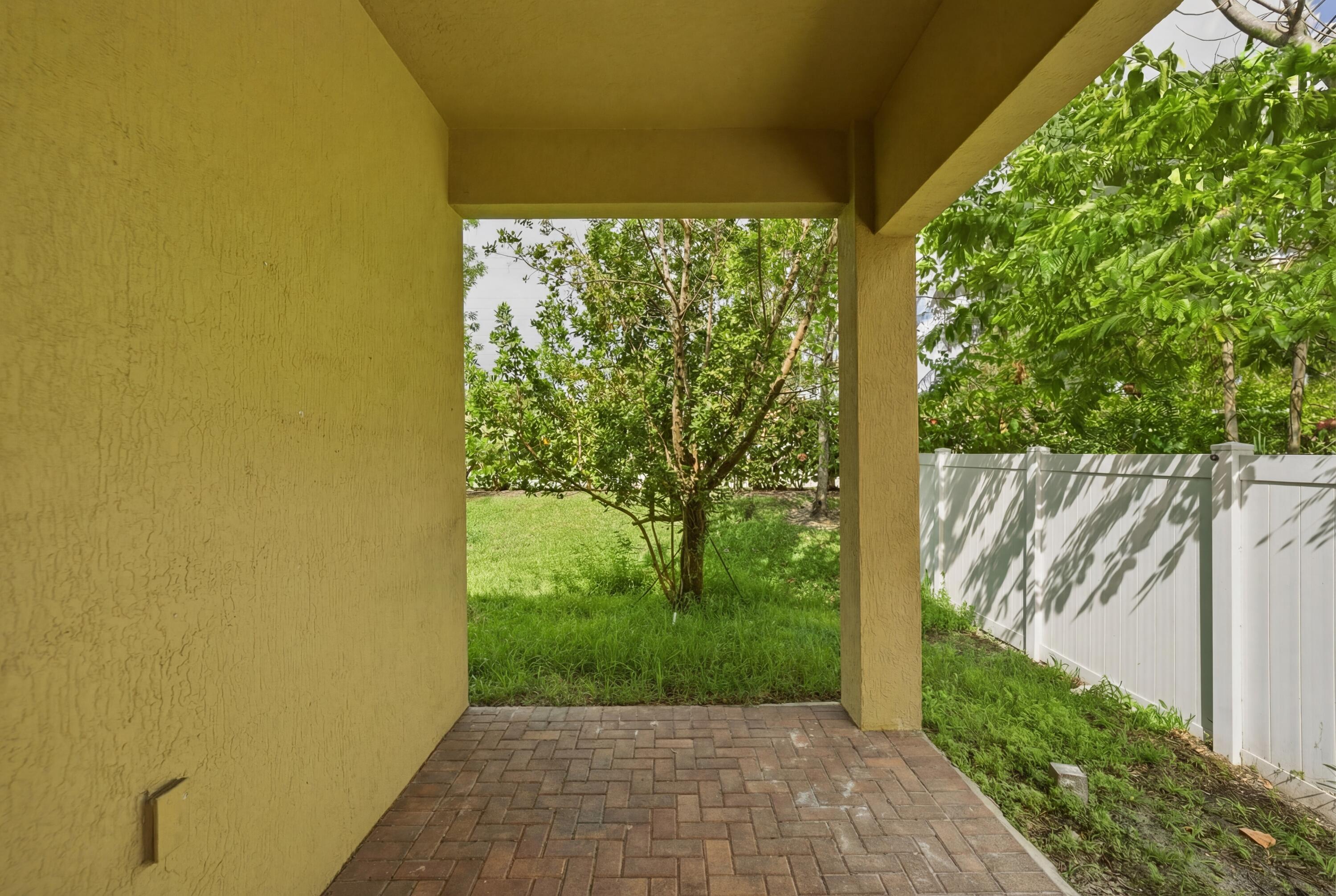 CENTRAL PARC - Residential