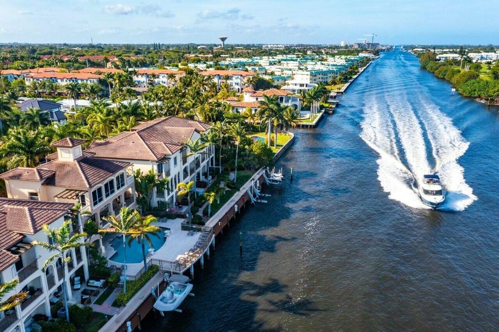 Photo of 3111 Waterside Circle, Boynton Beach, FL 33435 (MLS # R11091311)