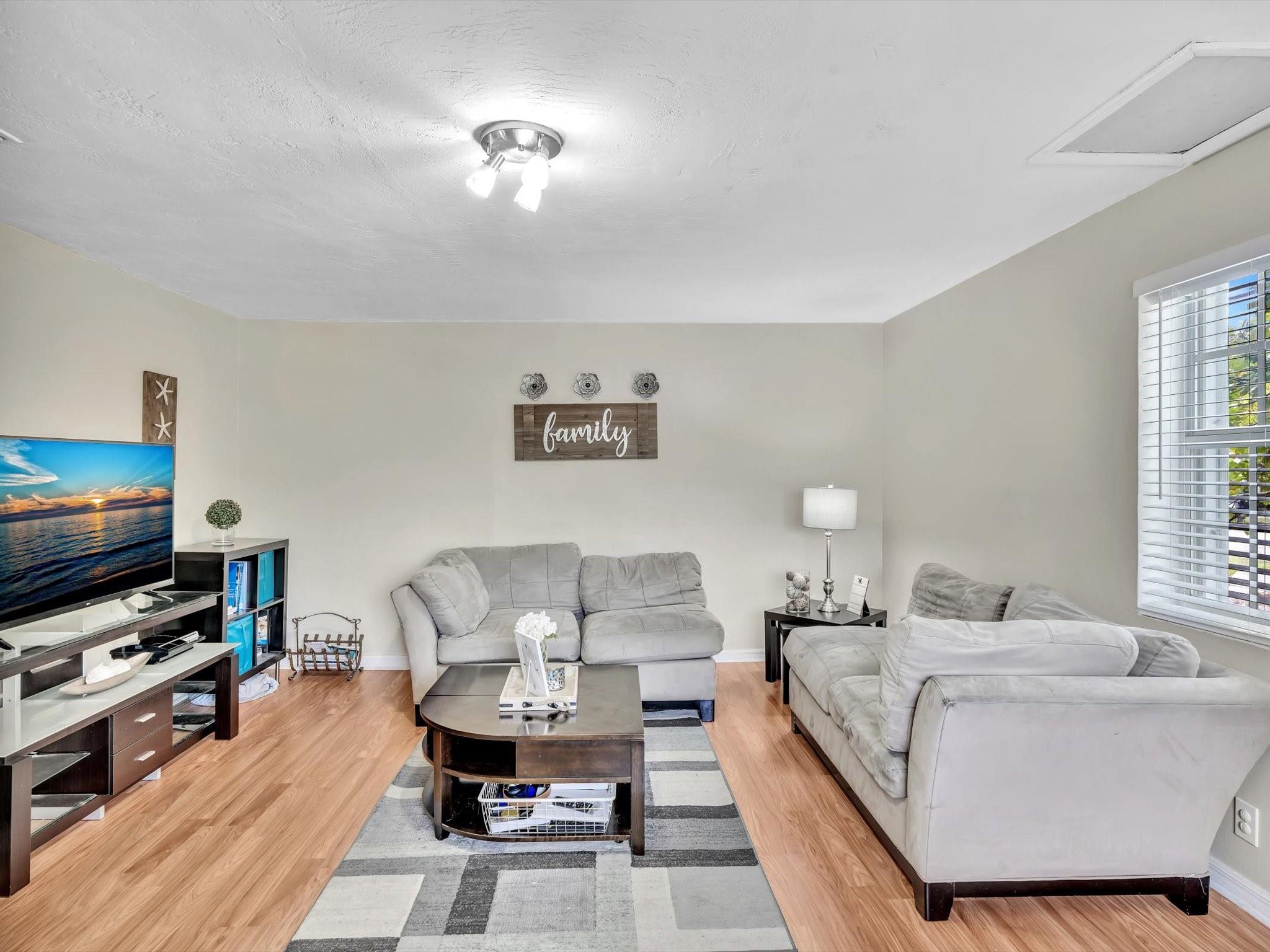 ATLANTA LAKE - Residential