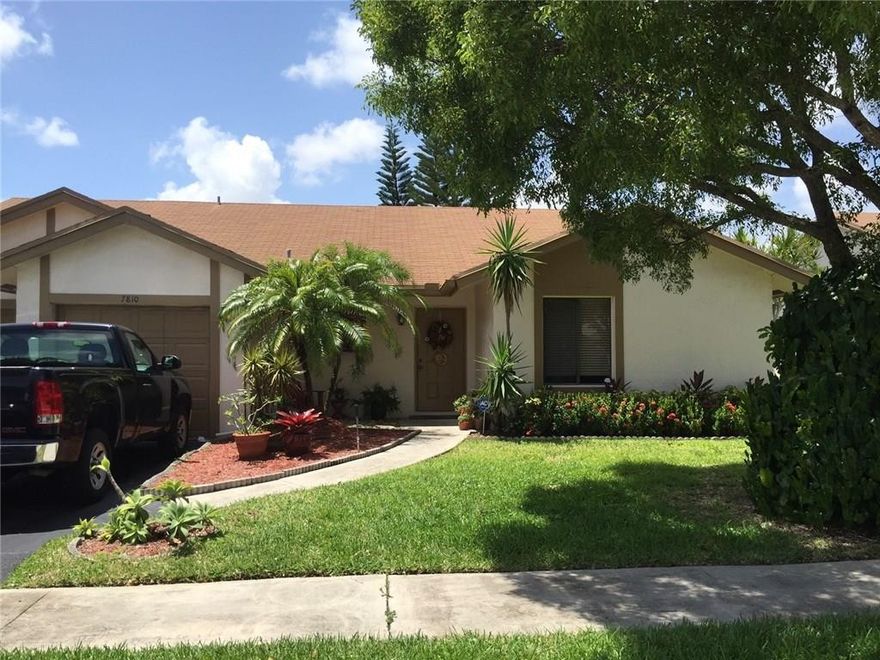 Very specious and wonderfully maintained home in desirable Wateside! large, open and bright living area! Tiles throughout the house! Lots of storage space! Huge master bedroom! Huge screened in patio! Beautiful lake view! Well maintained community, HOA includes exterior paint every 5 years, regularly pressure cleaning, lawn maintenance and more! Close to main roads and shopping! Must see! Won't last!