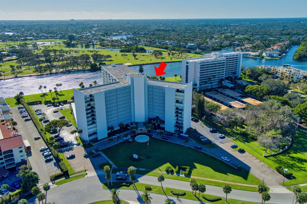 Photo of 336 Golfview Road #612, North Palm Beach, FL 33408 (MLS # R10944429)