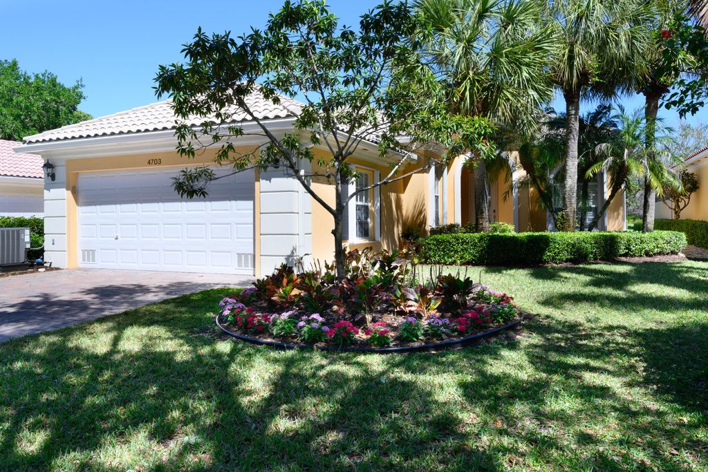 Photo of 4703 Dovehill Drive, Palm Beach Gardens, FL 33418 (MLS # R11073402)