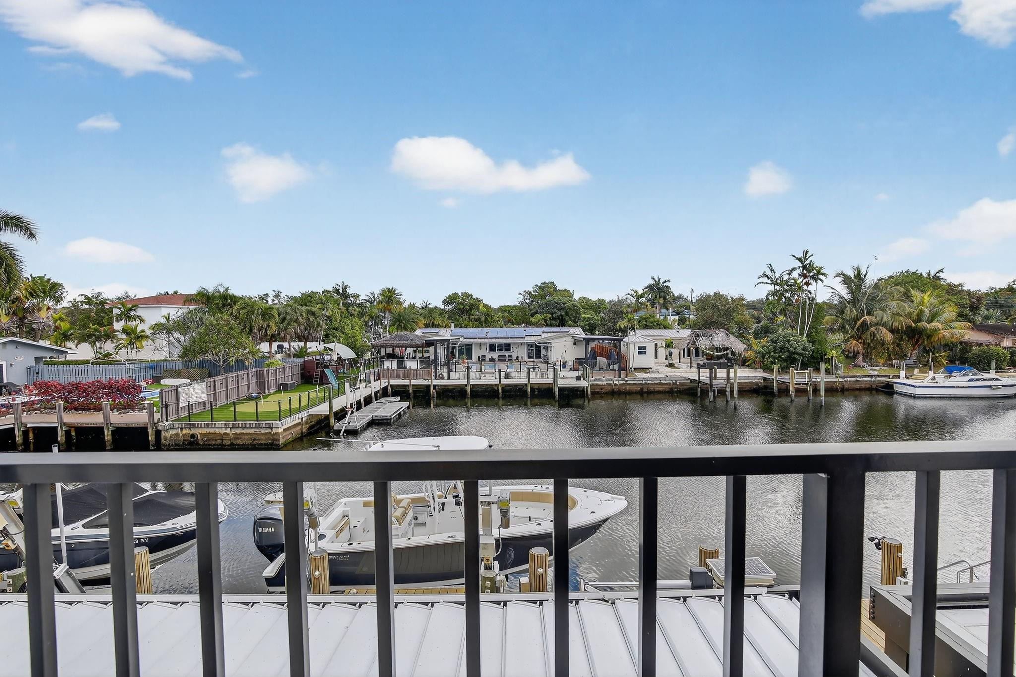 AQUA BELLA - Residential