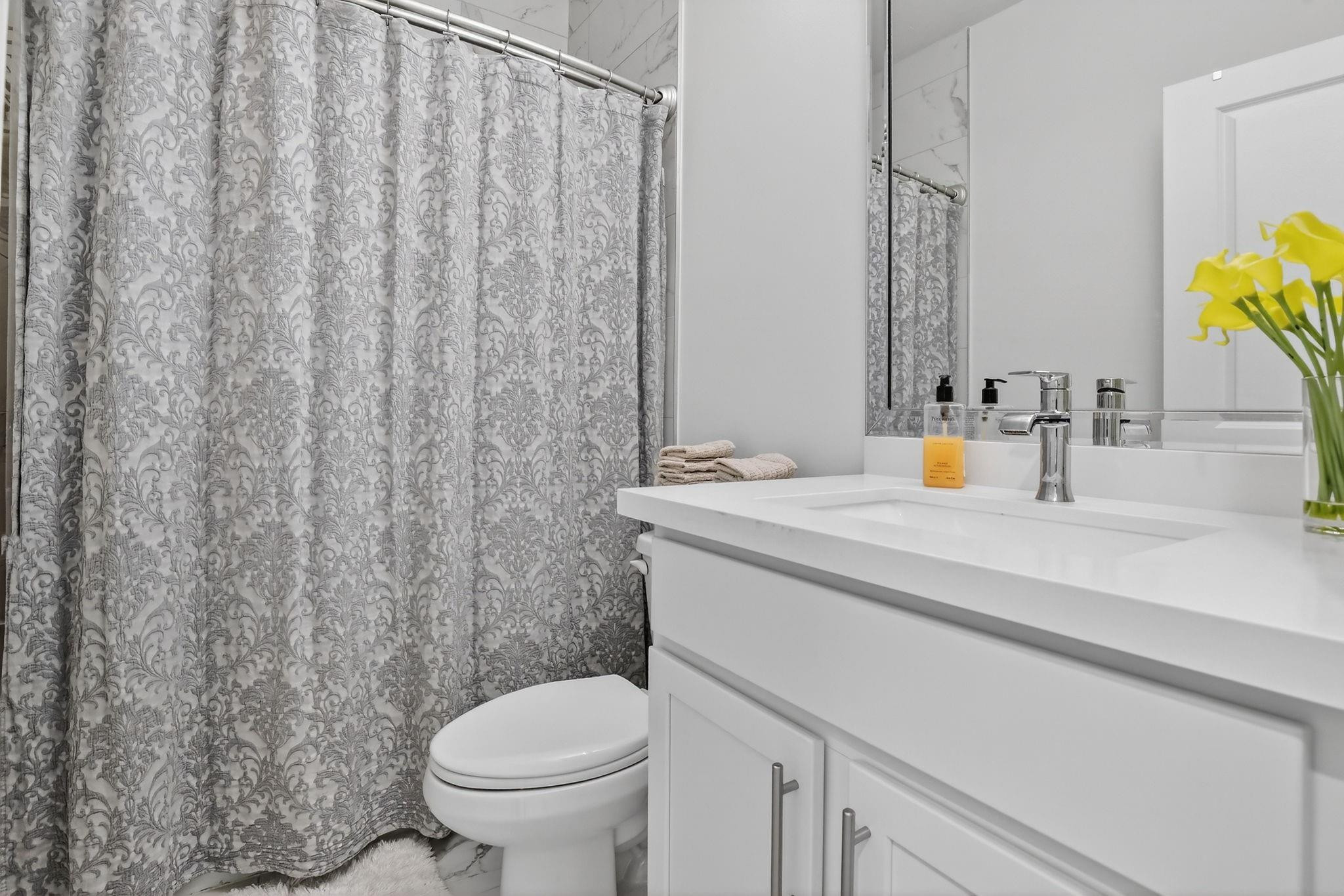 AQUA BELLA - Residential