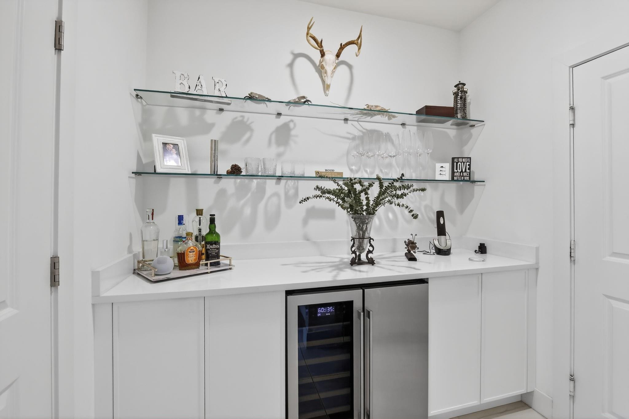 AQUA BELLA - Residential