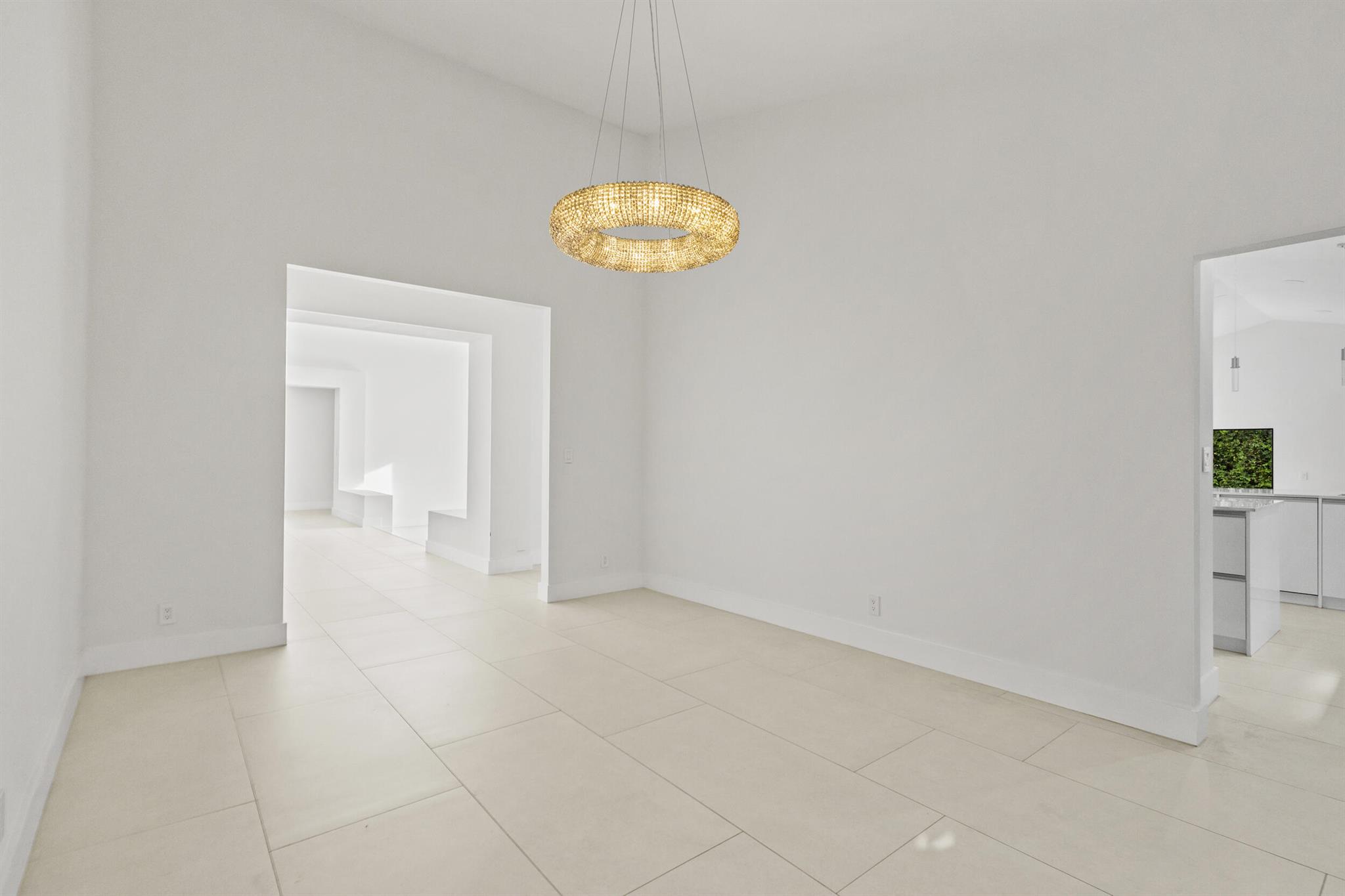 GLEN OAKS 1ST ADD - Residential Lease