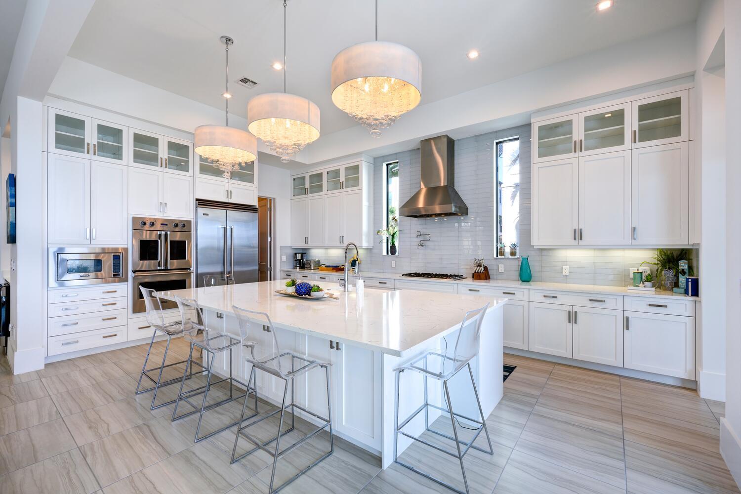 CASA DEL MAR - Residential