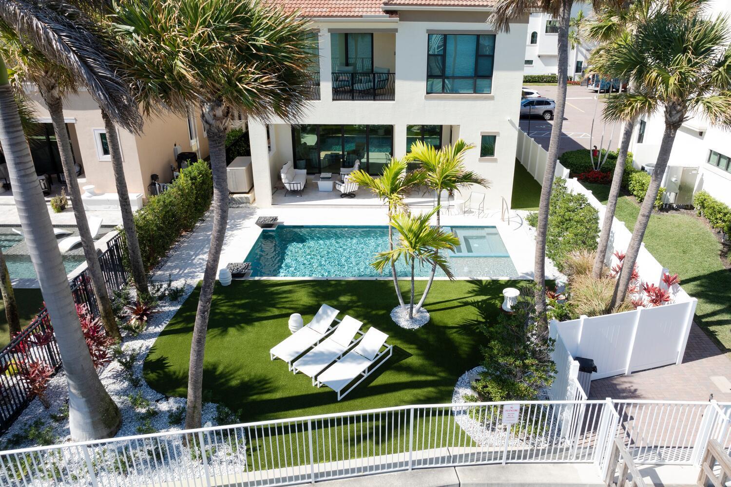 CASA DEL MAR - Residential