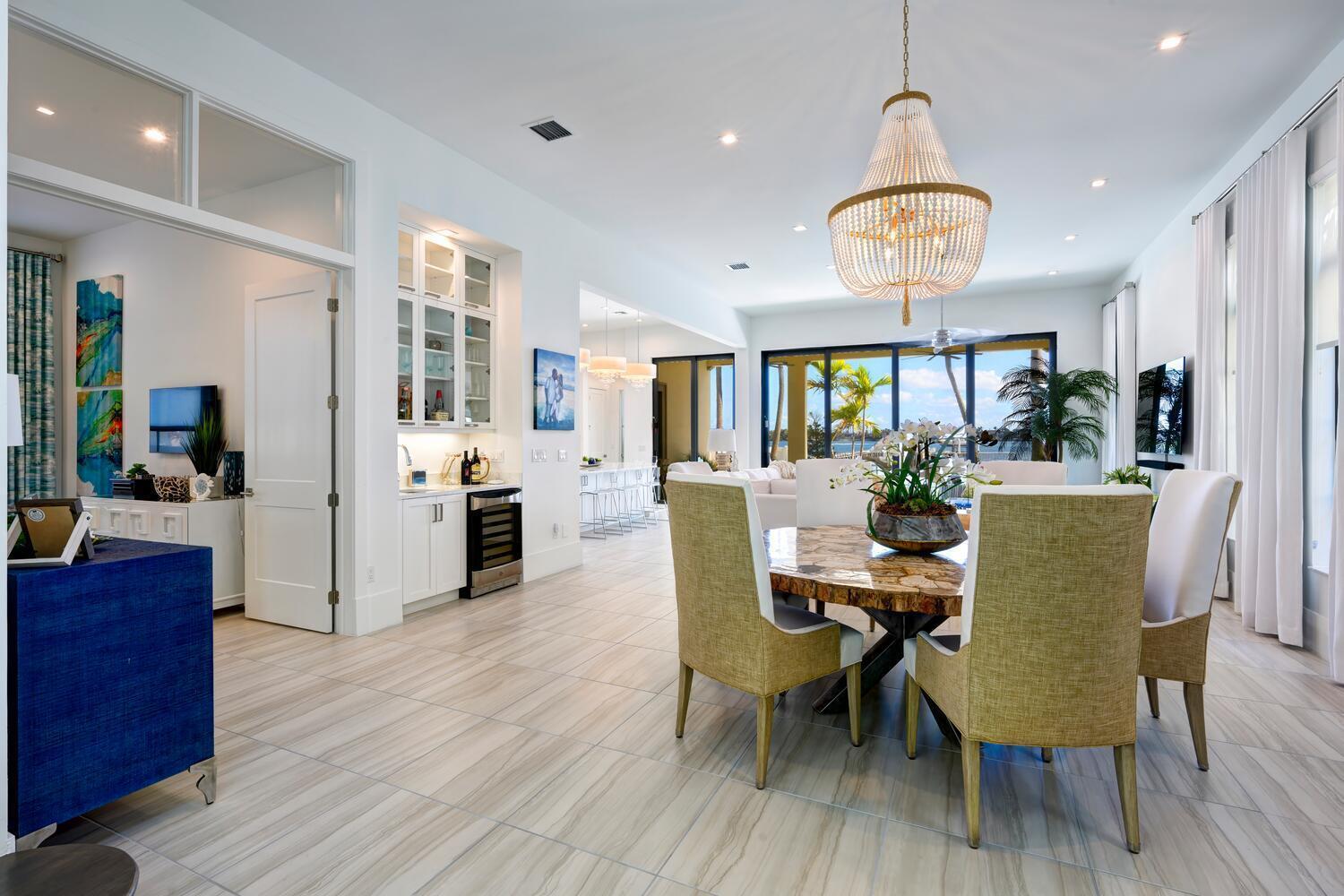 CASA DEL MAR - Residential