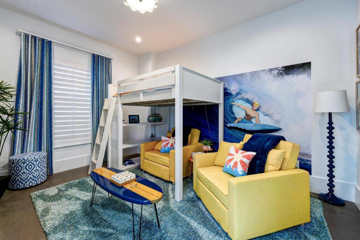 CASA DEL MAR - Residential