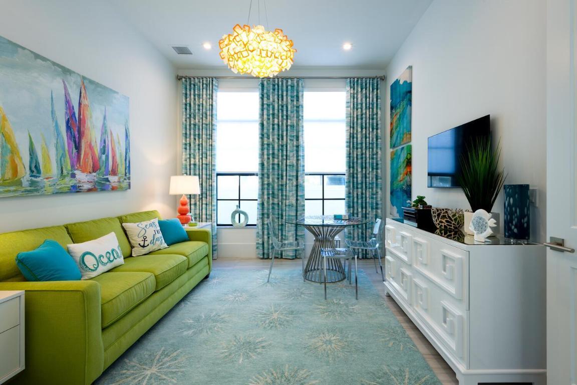 CASA DEL MAR - Residential