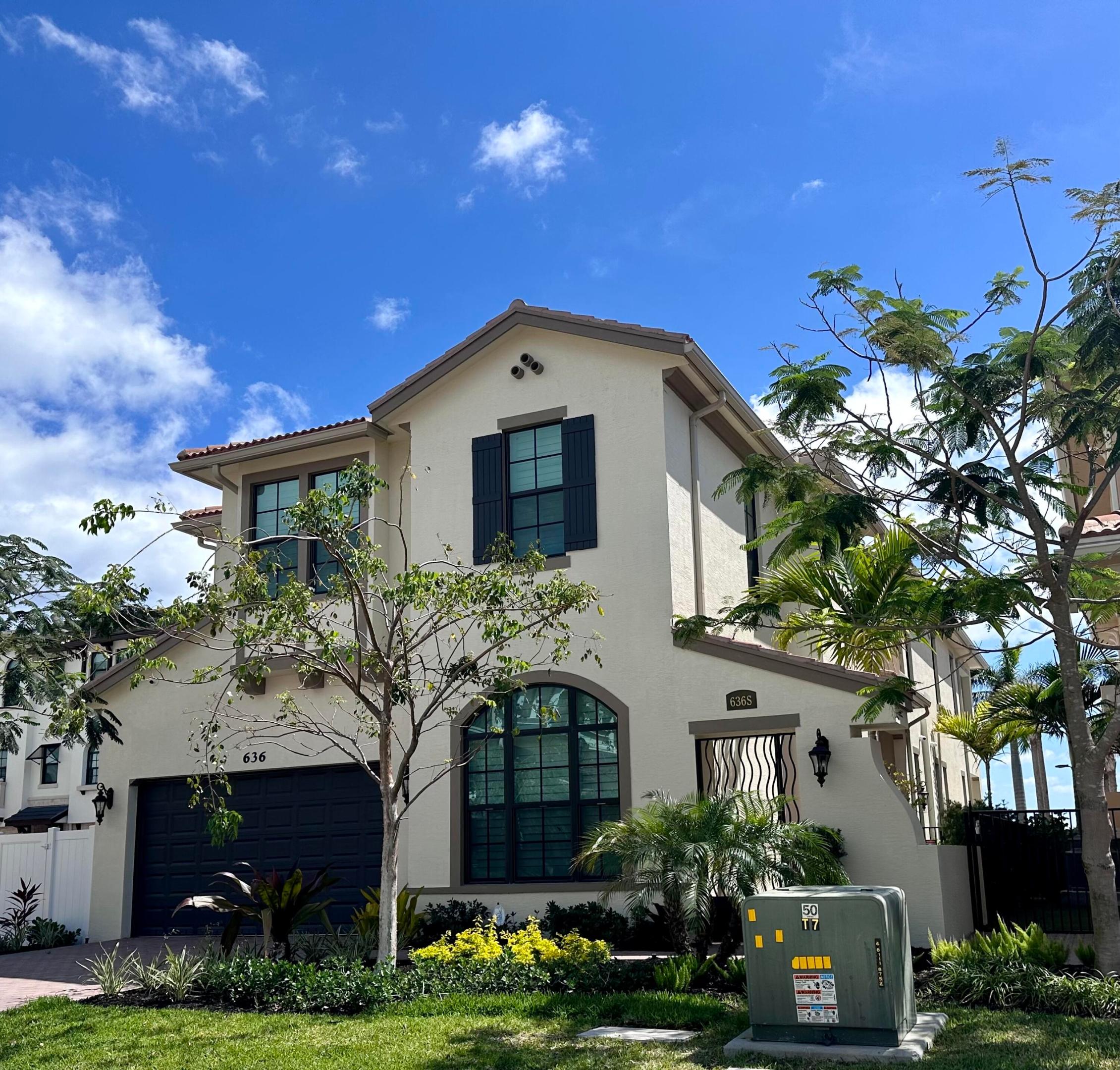 CASA DEL MAR - Residential