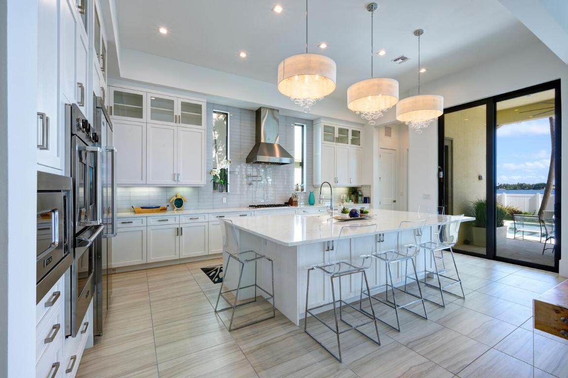 CASA DEL MAR - Residential