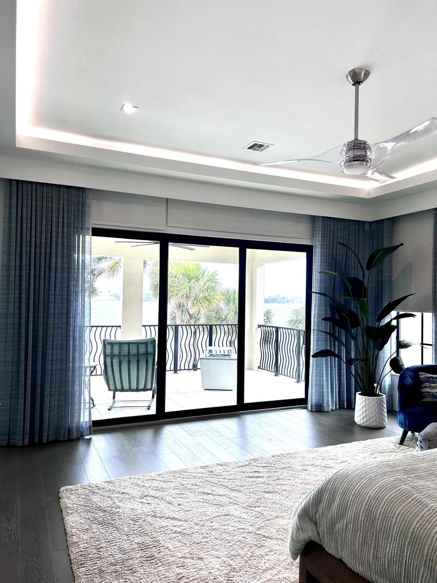 CASA DEL MAR - Residential