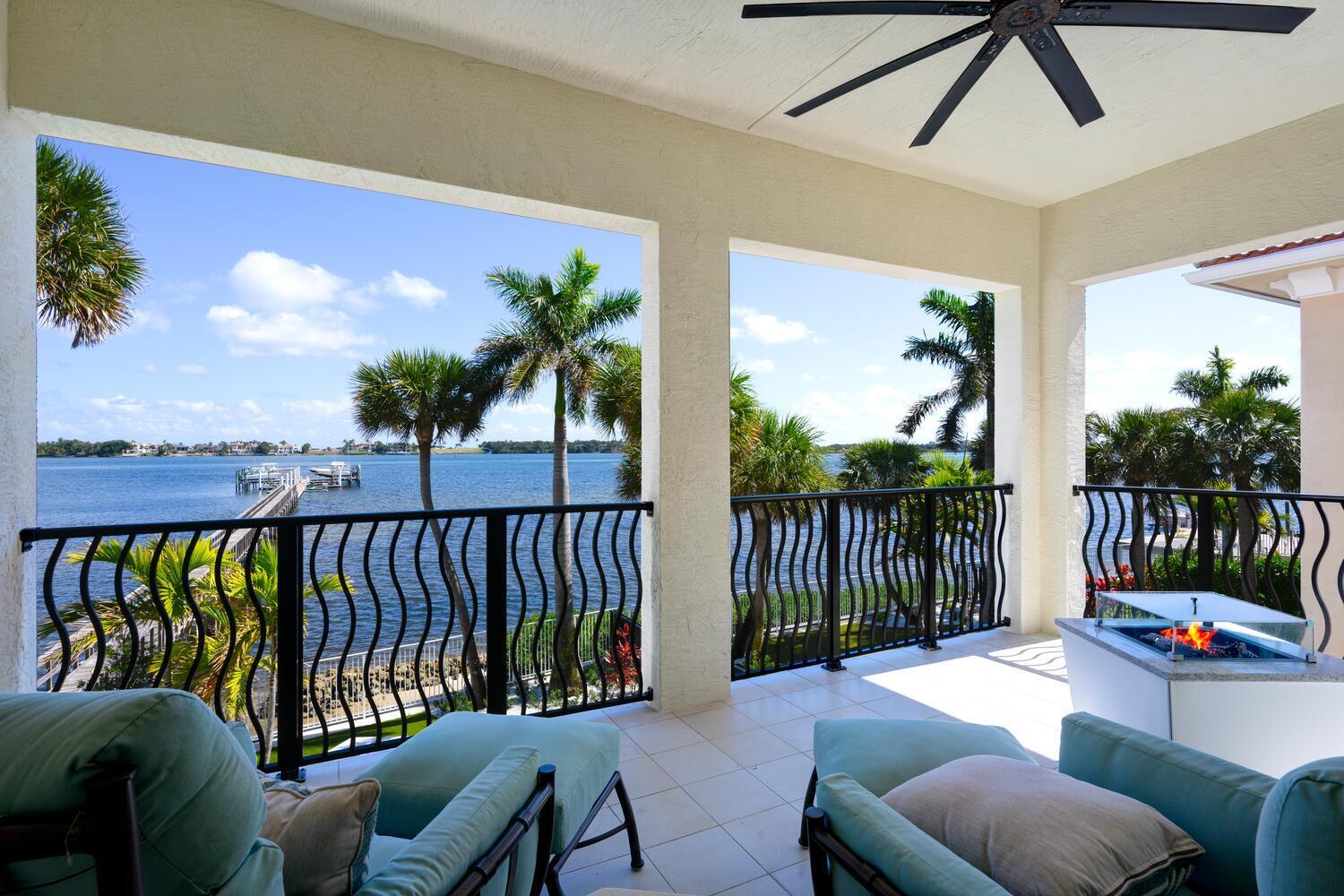 CASA DEL MAR - Residential