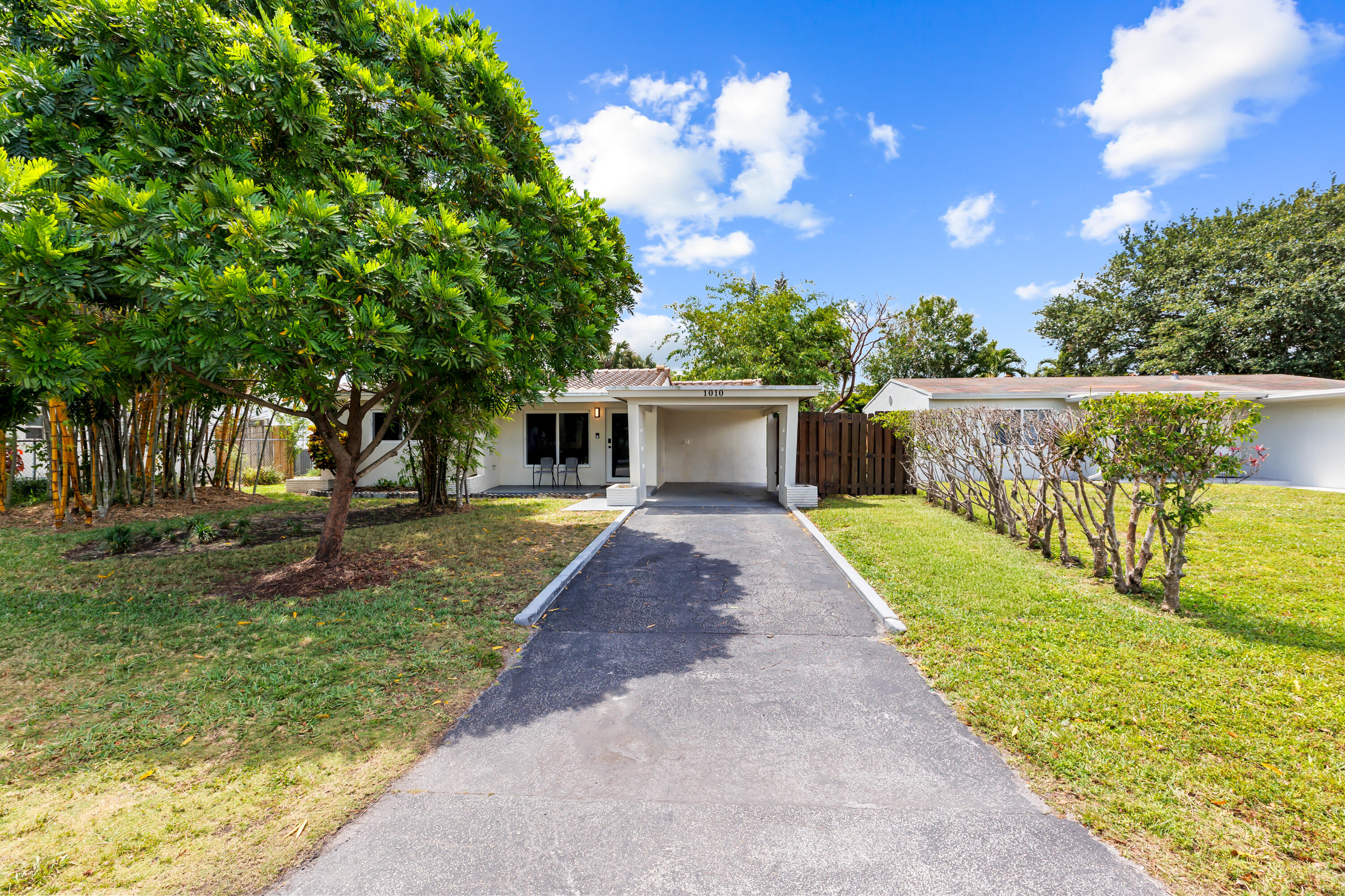 OAK GROVE - Residential