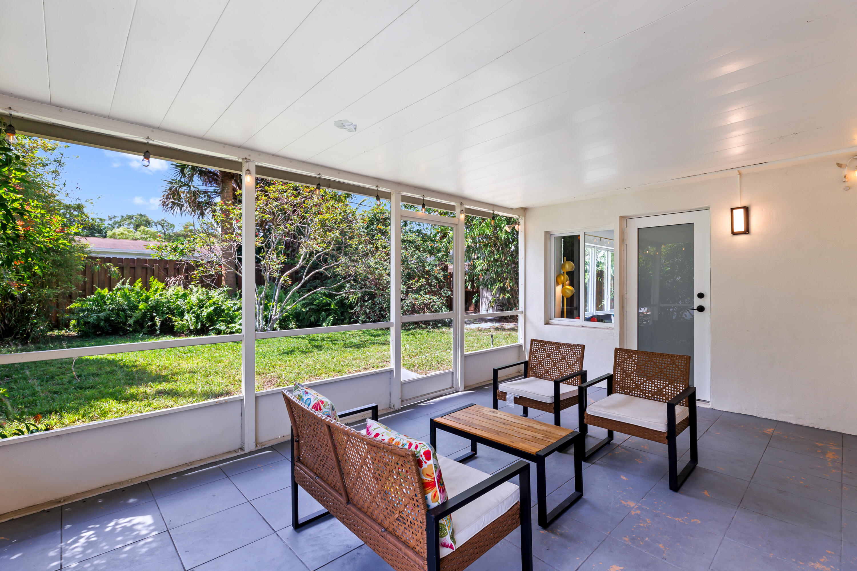 OAK GROVE - Residential