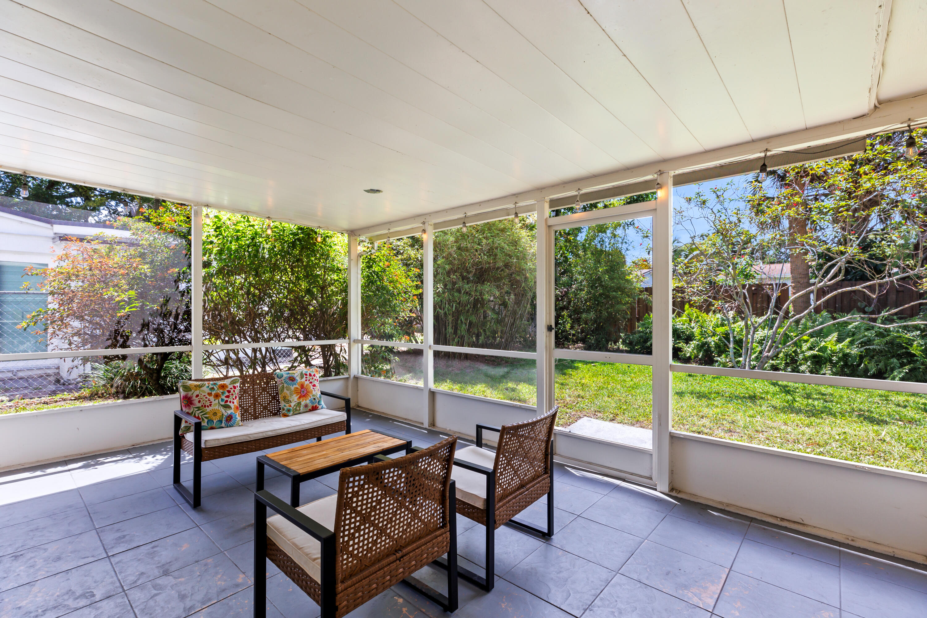 OAK GROVE - Residential