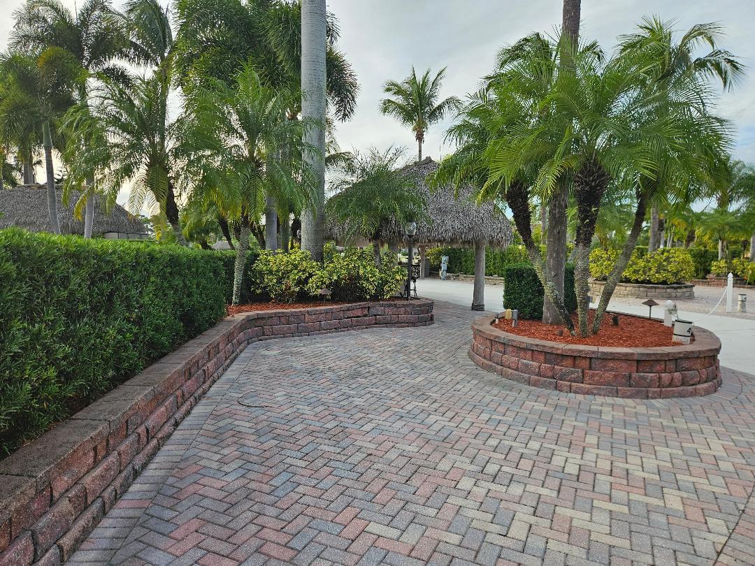 OUTDOOR RESORTS AT ST LUC - Land