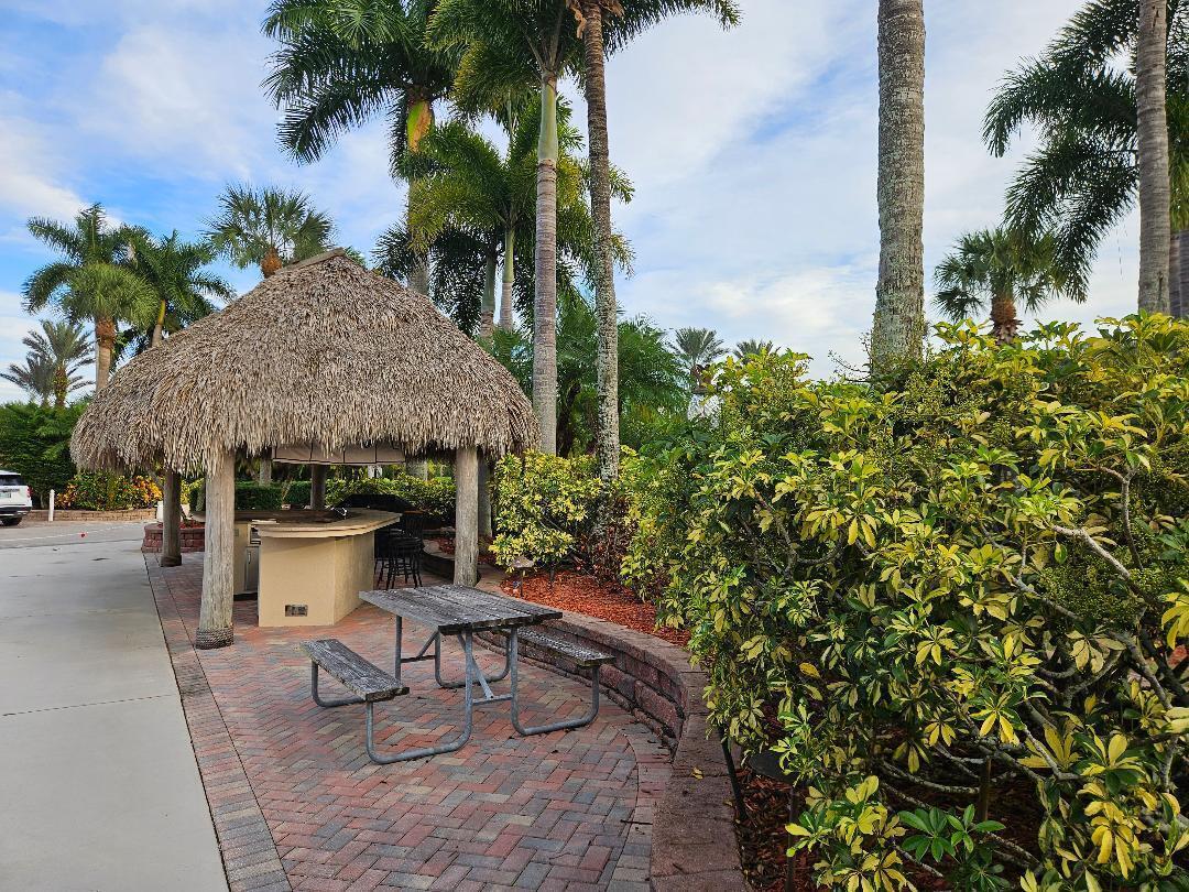 OUTDOOR RESORTS AT ST LUC - Land