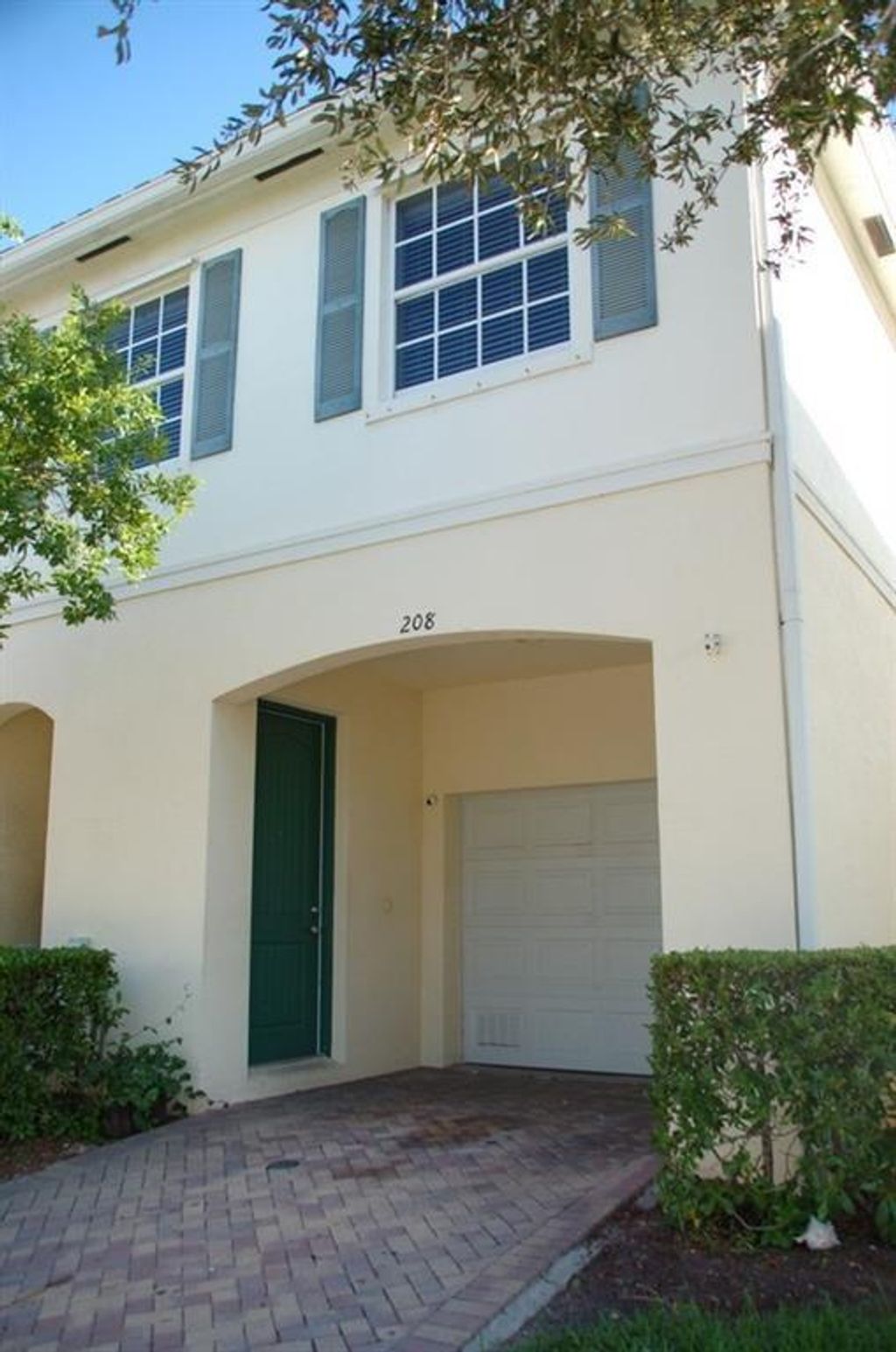 Photo of 208 SW 7th Court, Pompano Beach, FL 33060 (MLS # B26010689)