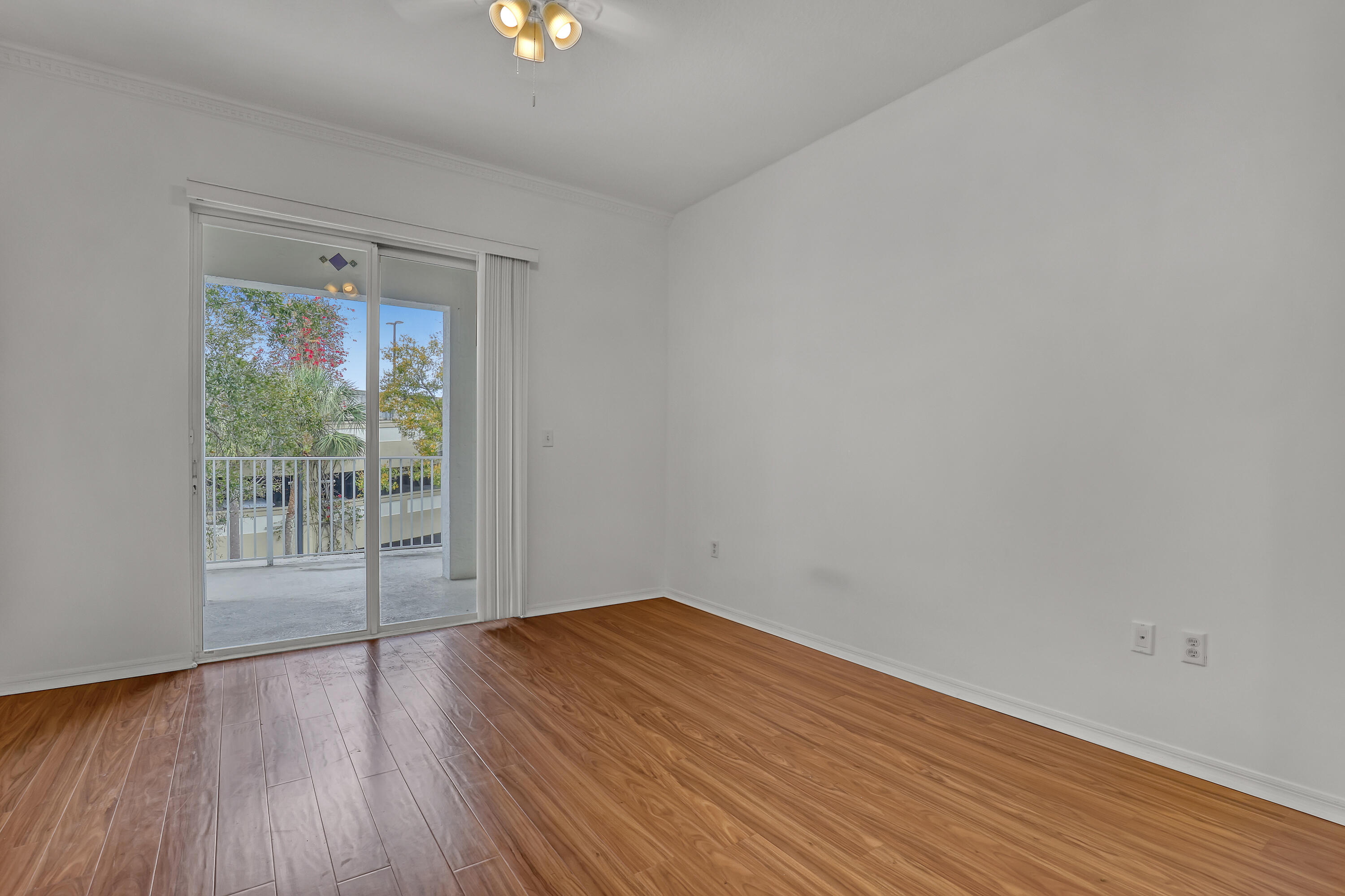 VILLAGE AT ABACOA CONDO - Residential